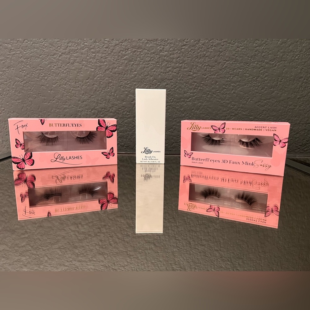 NWT Lilly Lashes 2 Piece Set Sassy and Fantasy Half Lashes with Clear Glue